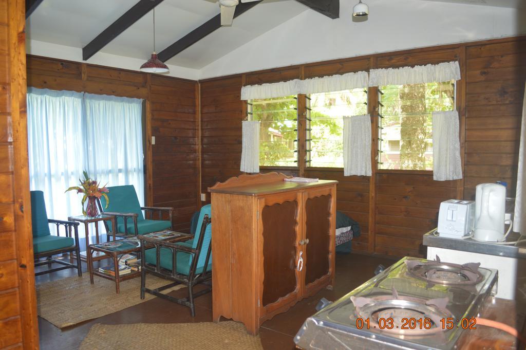 Vaiala Beach Cottages Апиа Екстериор снимка